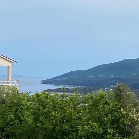 Apartment Ages Rabac